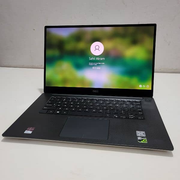 Dell XPS 7590 i9HX 64Gb Ram 512SSD GTX1650 2