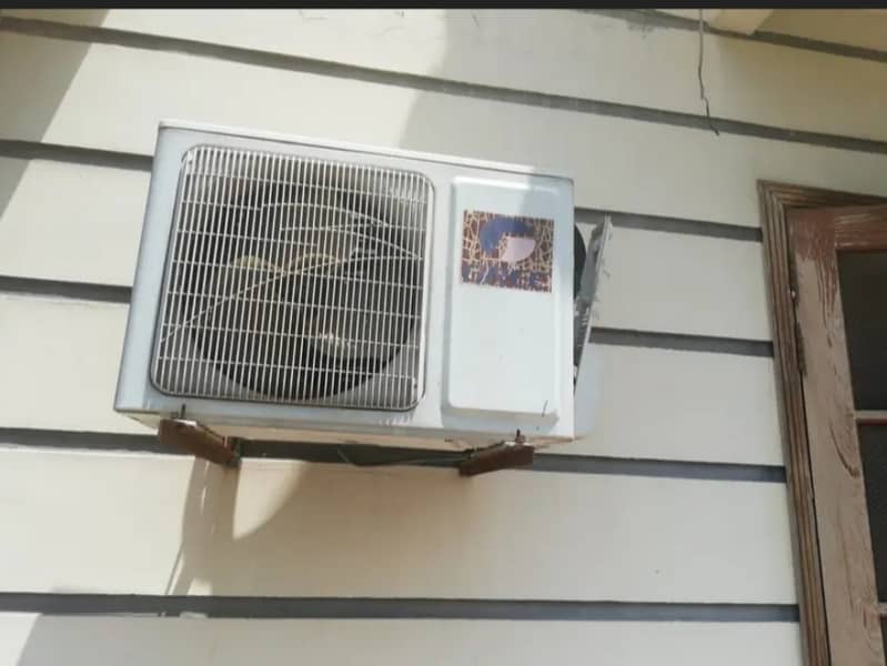 Gree split air conditioner 1.5 ton 0