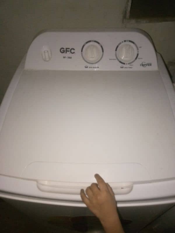 G F C  spin dryer only 2 time used 2