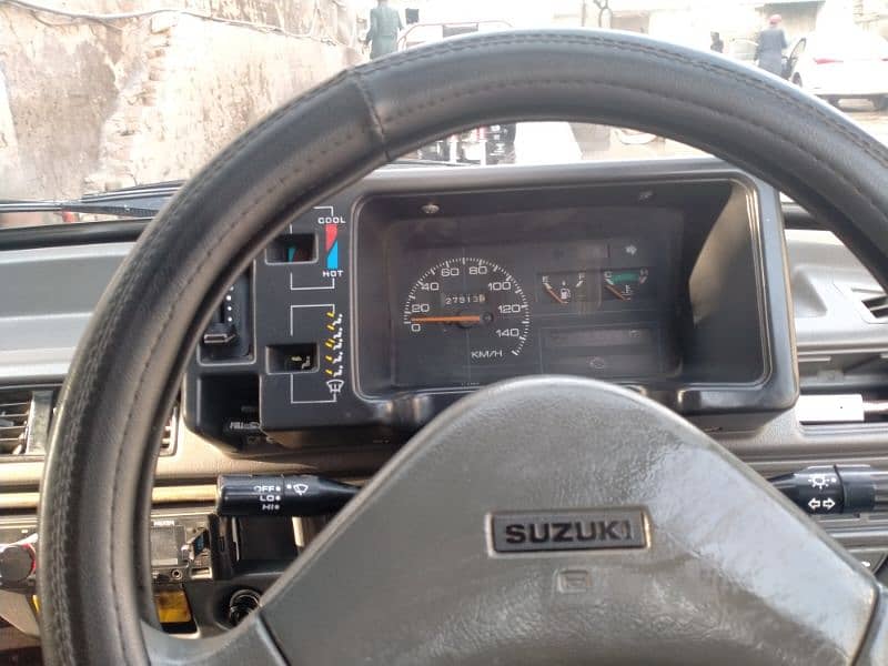 Isuzu Other 2017 16