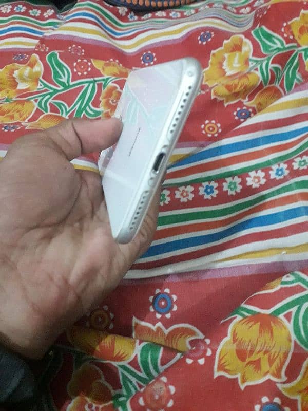 iphone 8 plus 256 jb non pta all okay 80 health 0