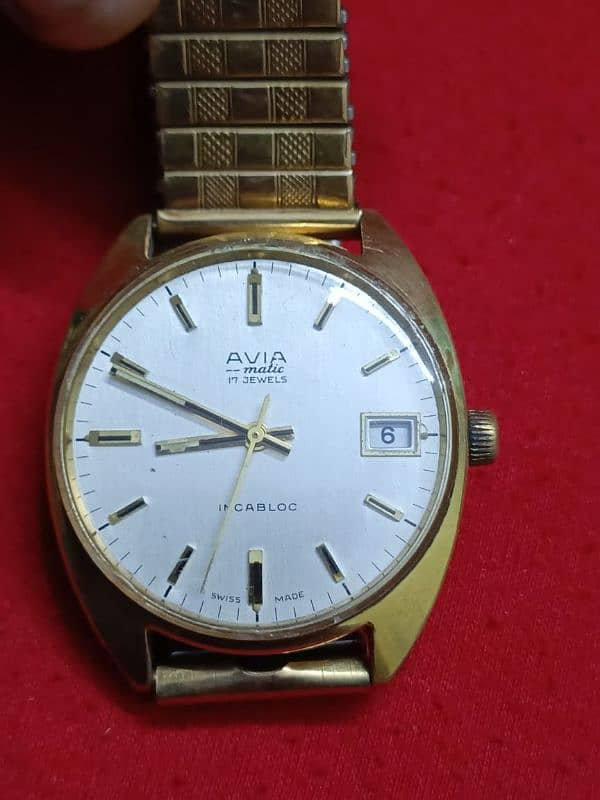 vintage watch . Avia matic 0