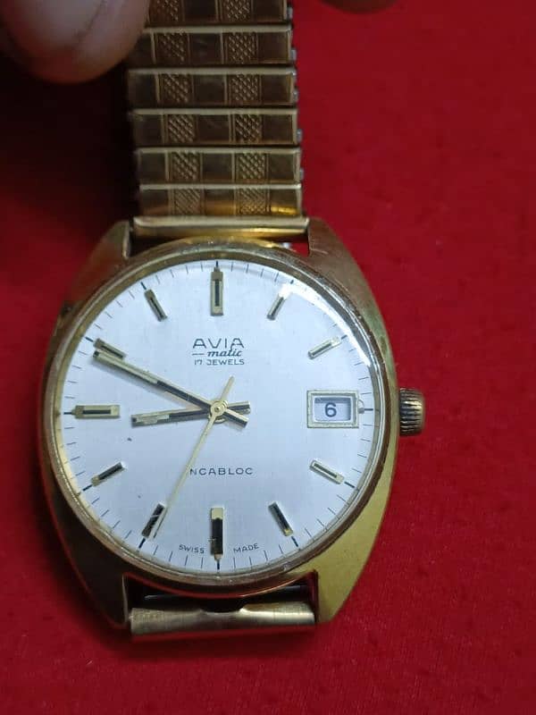 vintage watch . Avia matic 2