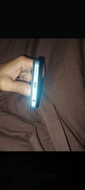 itel A70 10/10 condition 9 month worntey with all accries 5