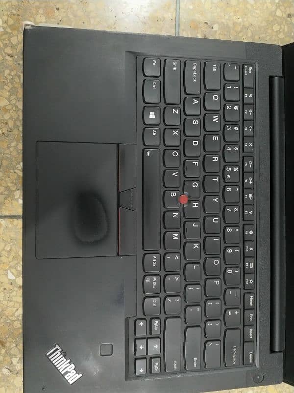 Lenovo Thinkpad E480 11