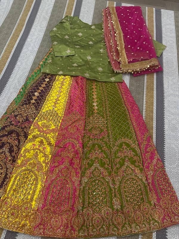 Elegant wedding attire - Lehnga,shirt & duppata Set For sale 3