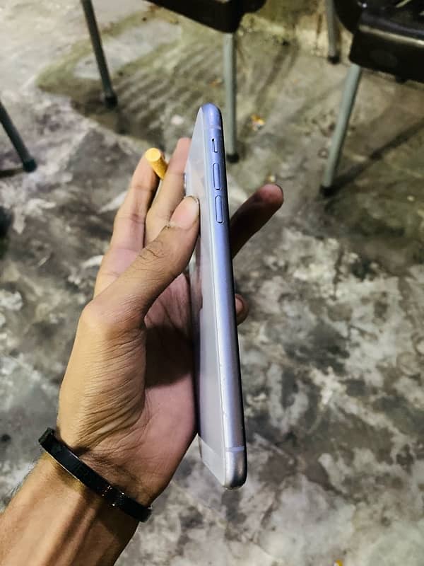 iPhone 11 64gb FU. 2