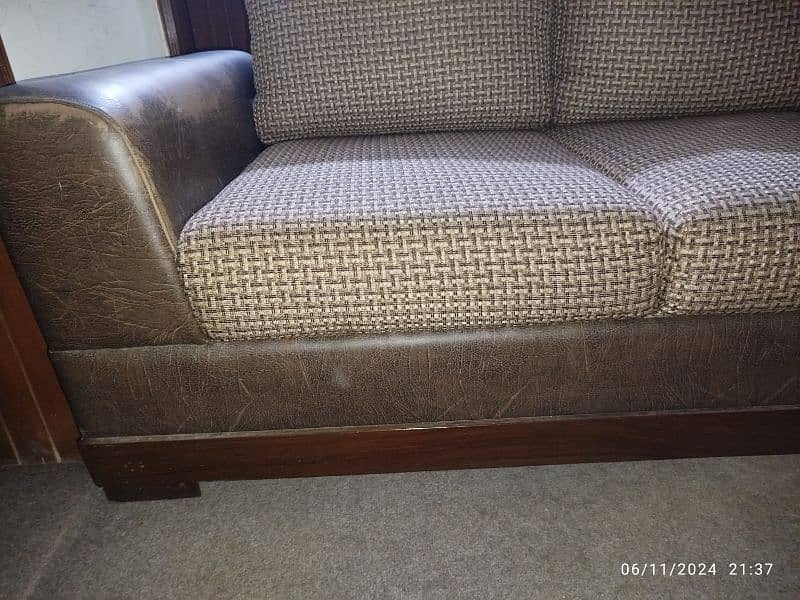 2 seater sofa 4