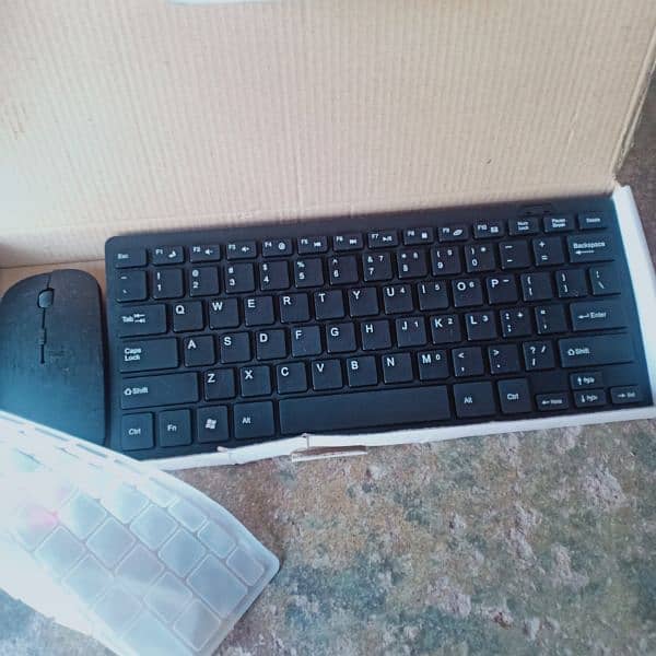 mini wireless keyboard and mouse 0