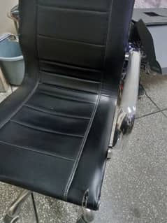 Used Computer Chair With Metallic Base