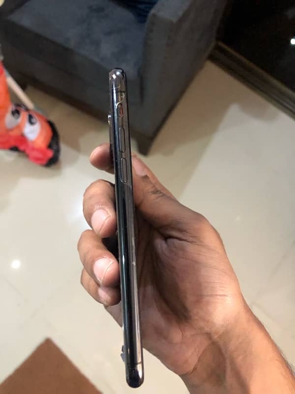 Iphone X 256 GB PTA Approved 1