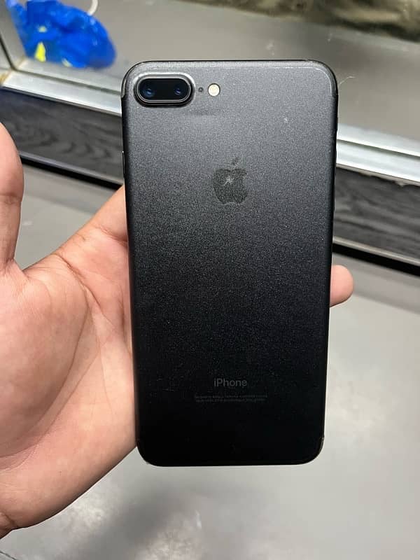 iPhone 7 Plus 1