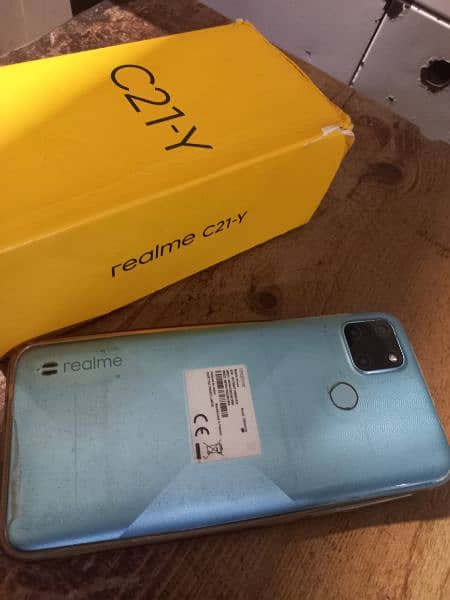 Realme c21y 4/64 complete box 6