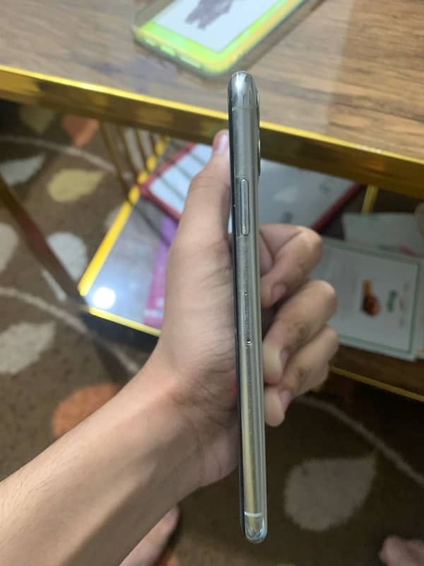 Iphone 11 pro max pta approved 3