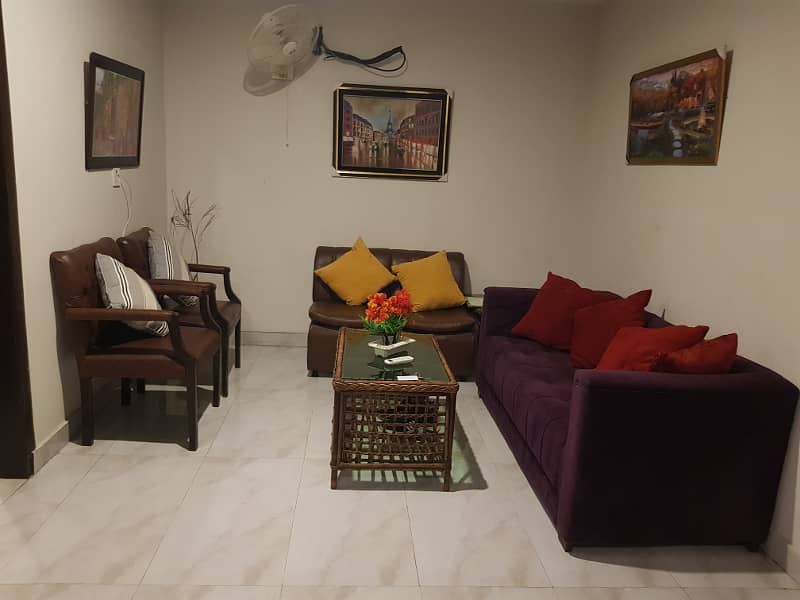 Vip furnished apartment daily basis short time bahria town lahore 6