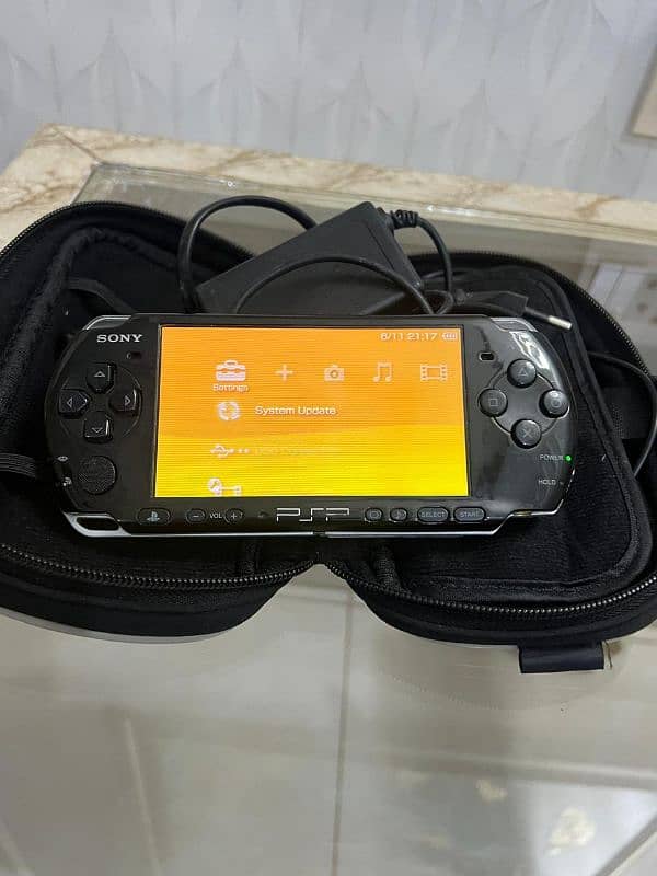 PSP 2000 2