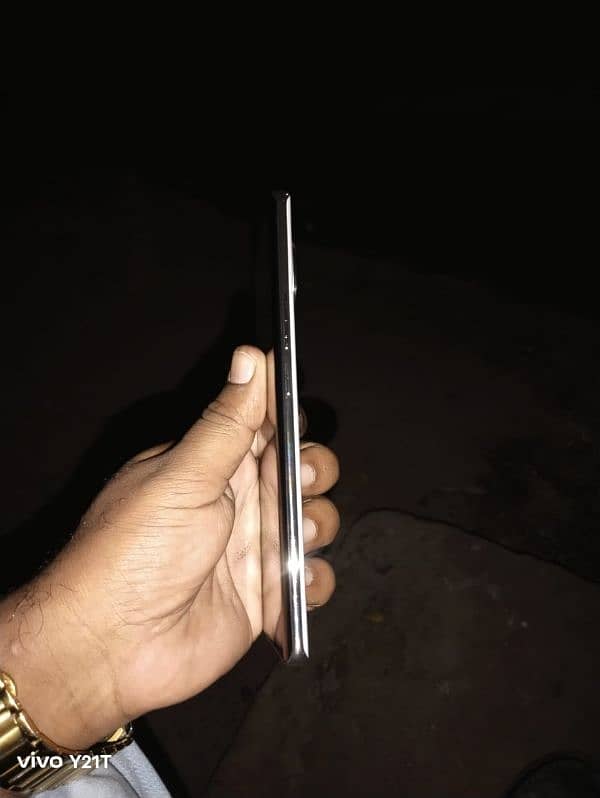 Tecno spark 20 pro plus 4