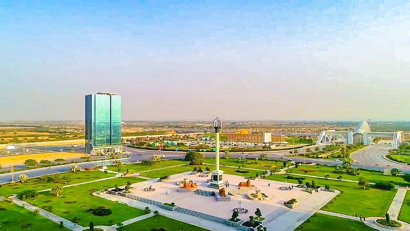 272sq yd plots at Bahria Paradise, Close to Grand Mosque and Langeji River, heighted location plots Available FOR SALE 3