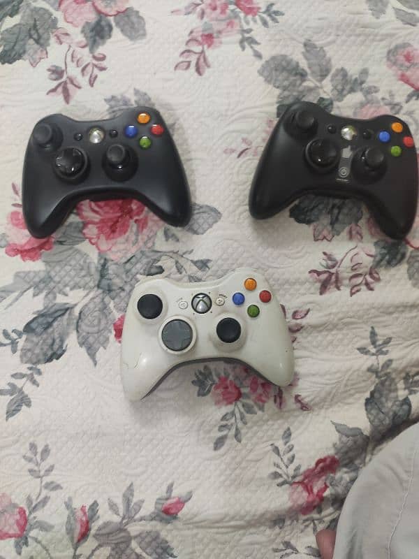 wireless Xbox 360 controllers for sale 3