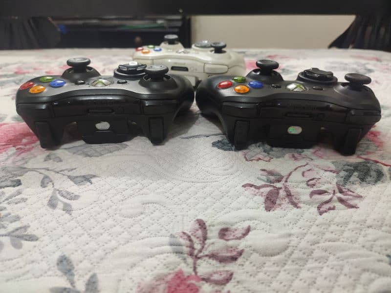 wireless Xbox 360 controllers for sale 6