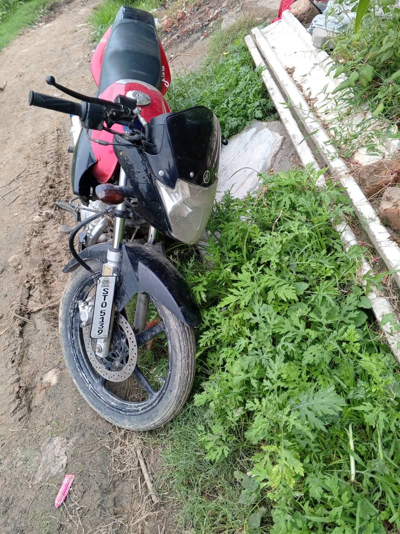 Yamaha YBR 125 Blue colour in very good condition 4