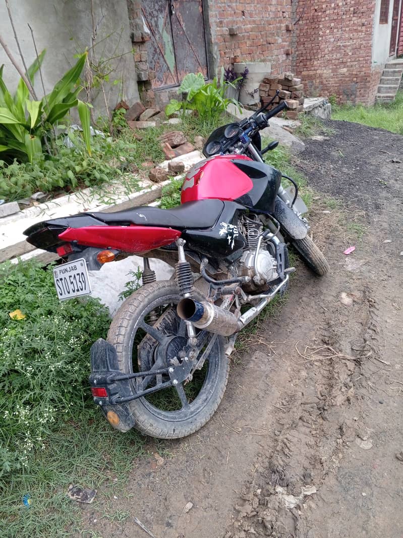 Yamaha YBR 125 Blue colour in very good condition 5