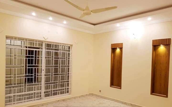 10 Marla Portion Available For Rent in Gulariz Phase 2 2