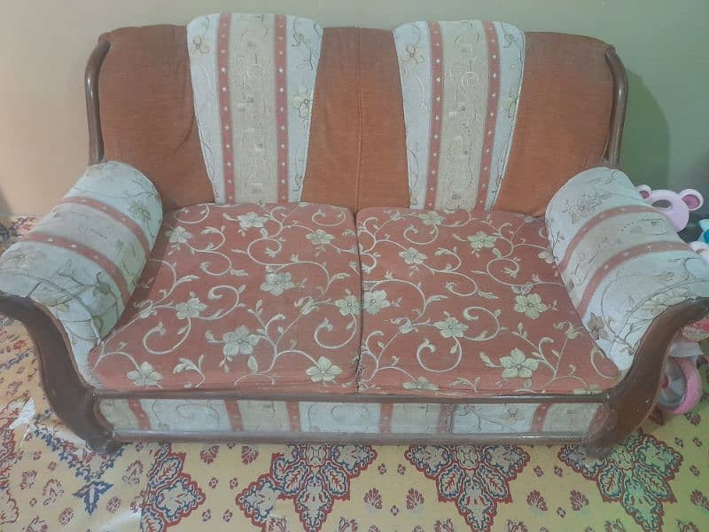 7 seater used sofa 1