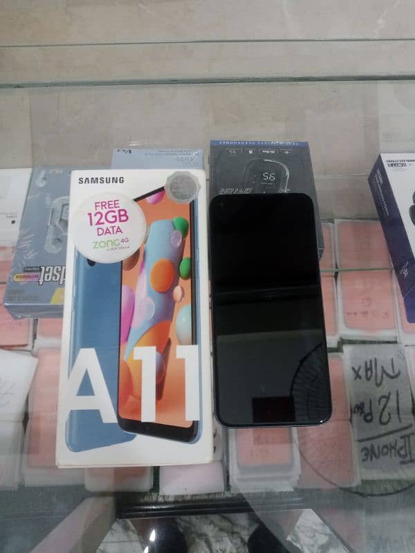 Samsung A11 2/32 with box 4