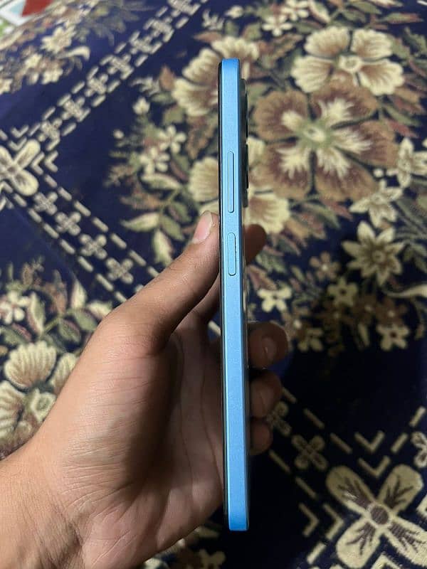 xiaomi redmi note 12;- 8/128 gb in new condition 2