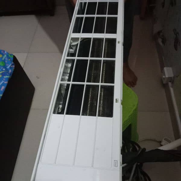 1 ton Haier inverter 2