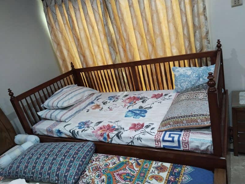 pure wood king size condition 10/10 without mattress 1