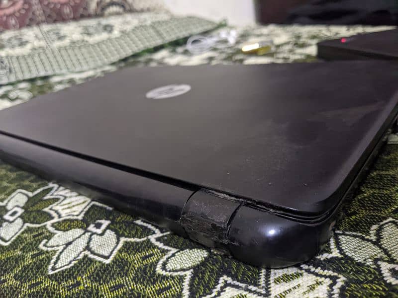 Core i3 4th Gen HP laptop 4