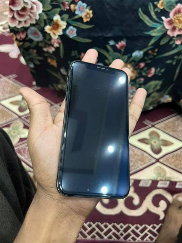 iPhone x ram 64 Non PTA 10 by 9 condition face ID issue 2