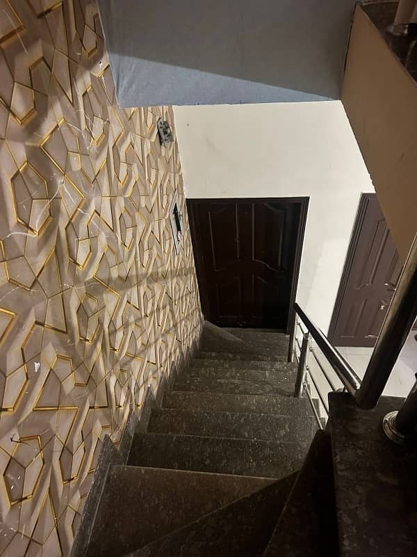 4 MARLA LIKE NEW HOUSE FOR SALE IN MILITARY ACCOUNTS COLLEGE ROAD LAHORE 12