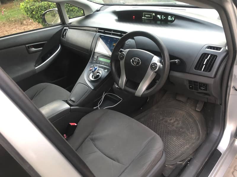 Toyota Prius S 1.8 2010 4