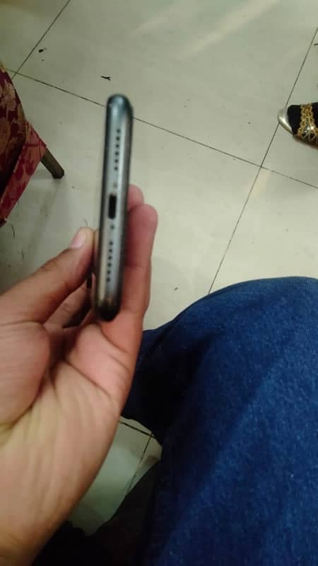 IPhone 11 jv 128 GB 2