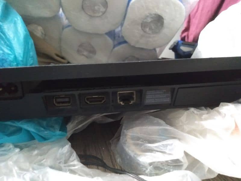 PS4 slim 500 sealed 4