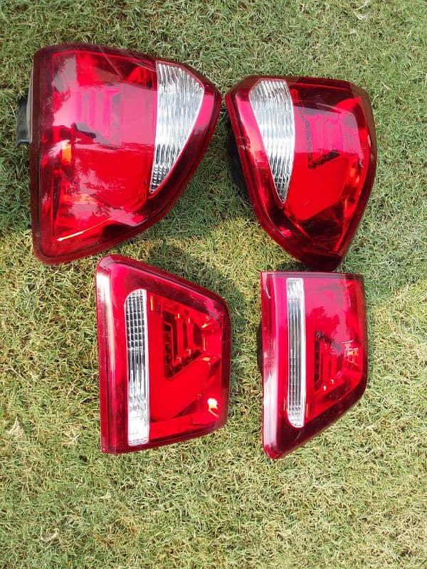 Fortuner Model 13 Back lights 0