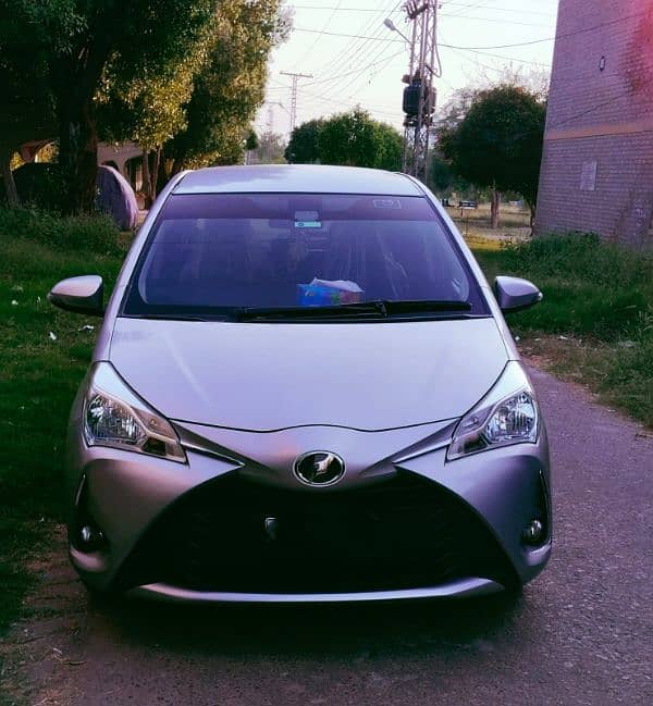 Toyota Vitz 2017 4