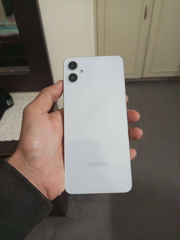 Samsung A 05 4 GB 64GB 1