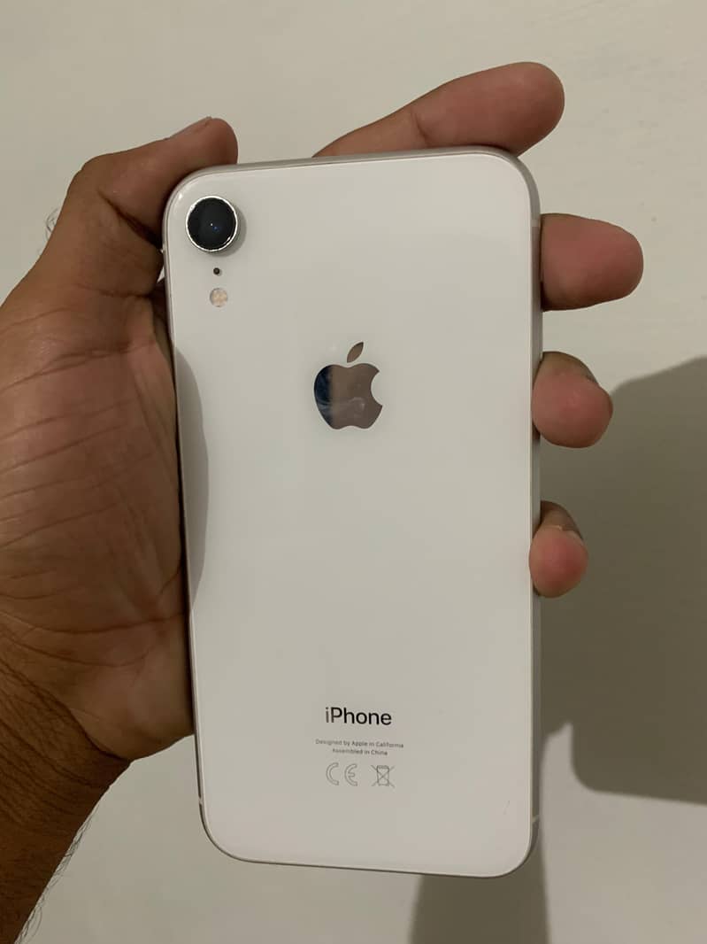 iphone xr doul physical sim approved 64gb 0