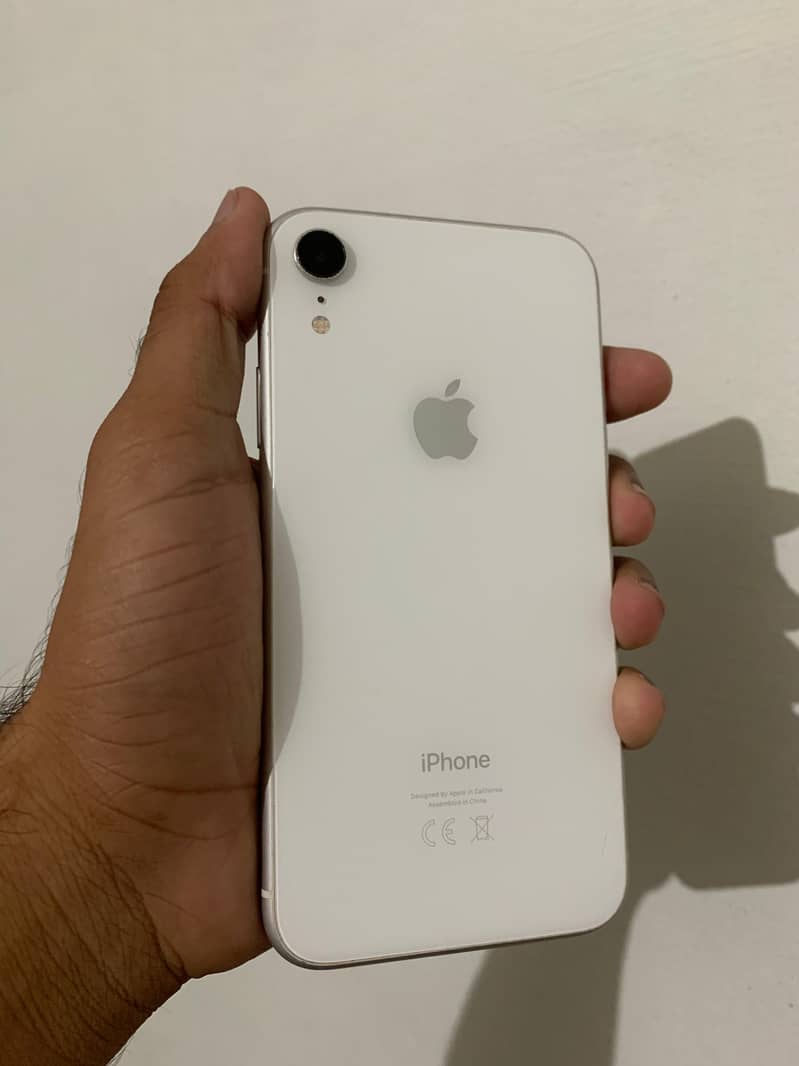 iphone xr doul physical sim approved 64gb 6