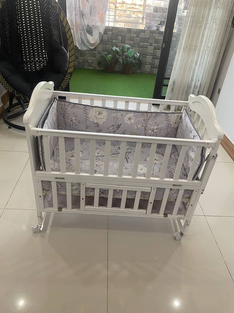 Baby Cot 4