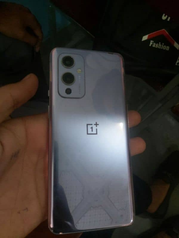 OnePlus 9 5g 0