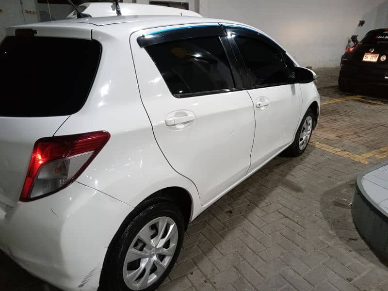 Toyota Vitz 2011 2