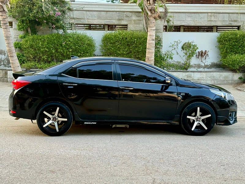 Toyota Corolla Altis 2015 1