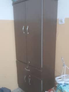 wooden 6*3 wardrobe 0