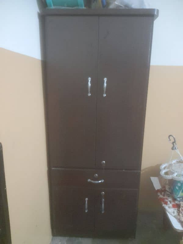 wooden 6*3 wardrobe 1