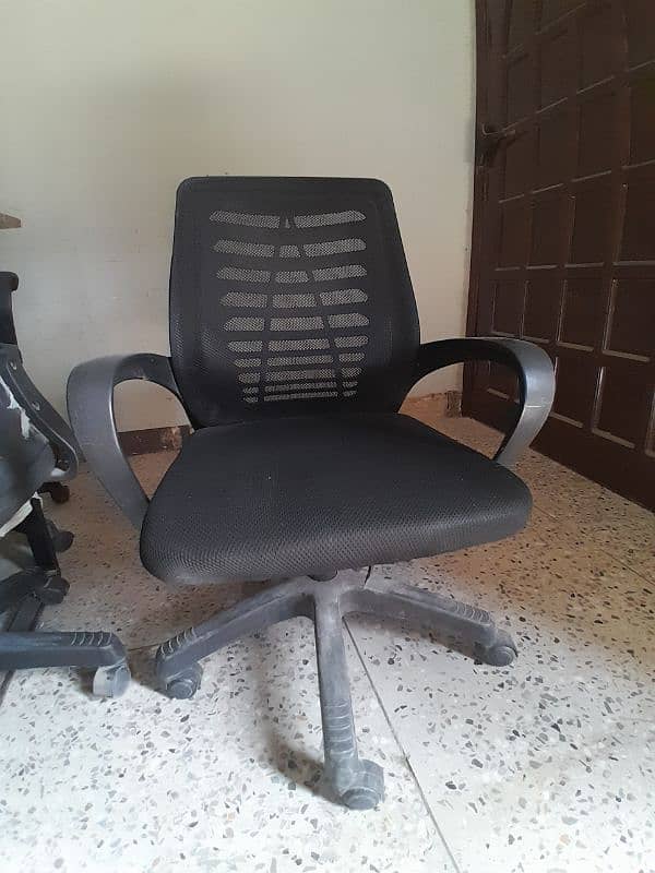 Office Revolving Chairs 50% Discount 1